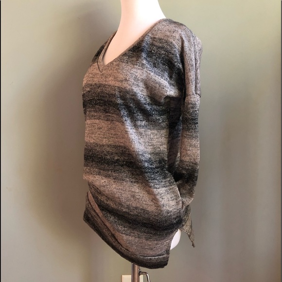 🩶Honey & Lace Tunic w/ Pockets - Picture 1 of 8